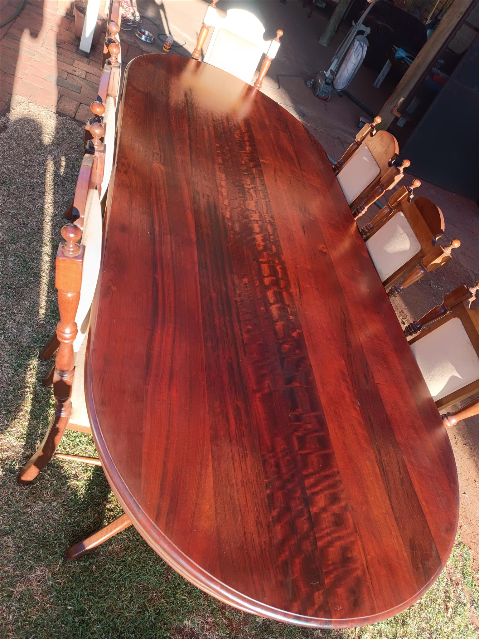 8 seater mahogany dining table