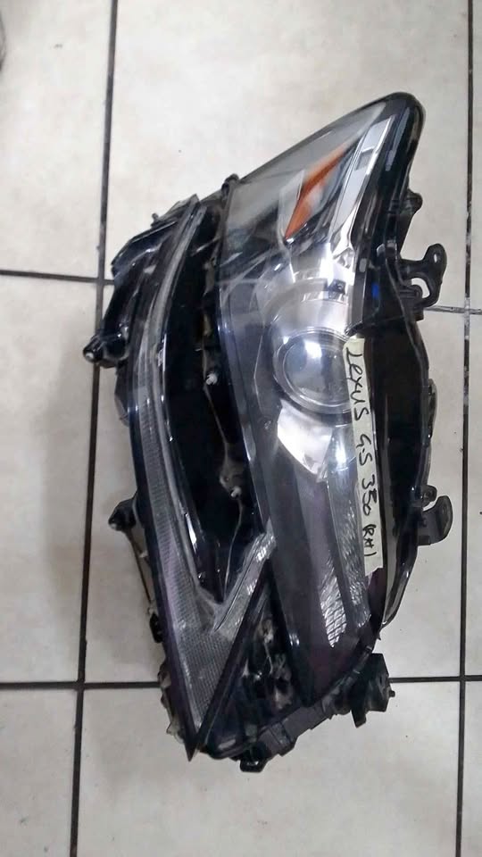 Lexus G.S 350 headlights - Private Seller Lexus G.S 350 headlights - Private Seller