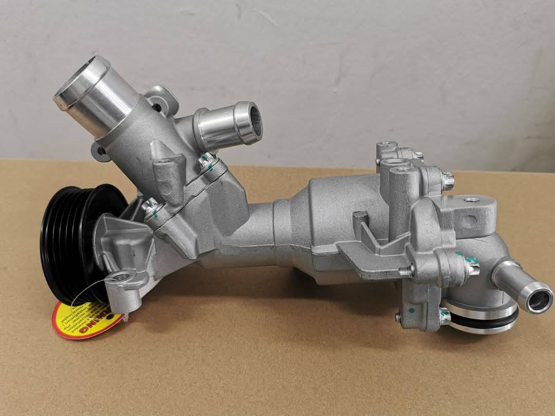 MERCEDES BENZ M133 ENGINE WATER PUMP FROM W176 A45 W117 CLA45 AMG W156 GLA45 - Private Seller