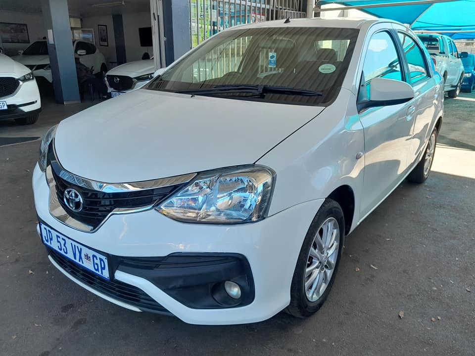 2019 TOYOTA ETIOS 1.5 SEDAN MANUAL