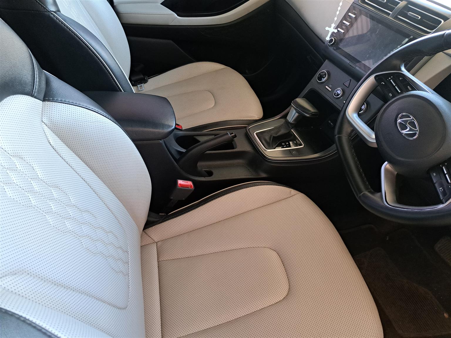 HYUNDAI CRETA .6 AUTO