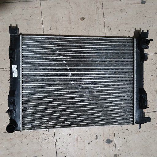 Renault Clio 4 radiator - Private Seller Renault Clio 4 radiator - Private Seller