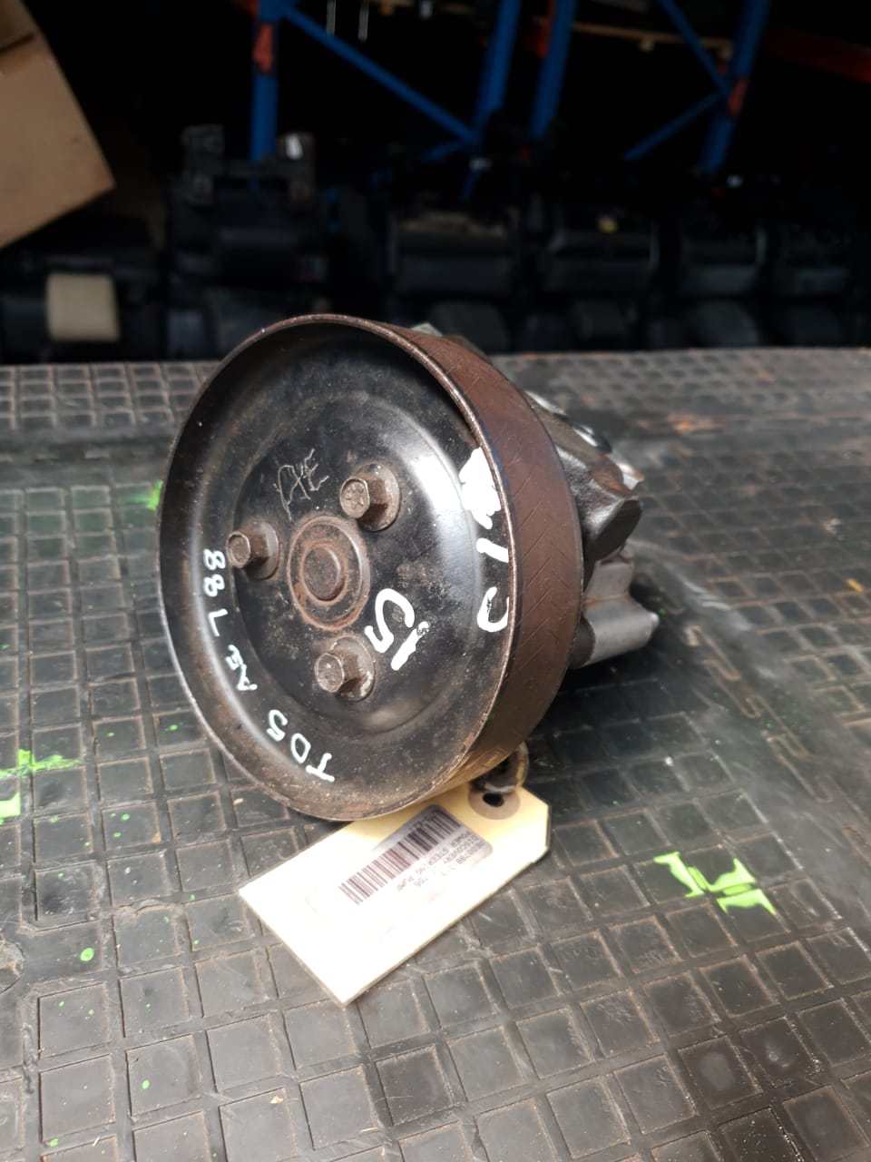 2002 Discovery 2 TD5 Used Original Power steering Pump For Sale - Private Seller 2002 Discovery 2 TD5 Used Original Power steering Pump For Sale - Private Seller