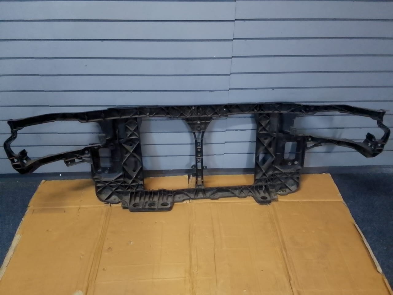 (2009-2012) HYUNDAI I30 CRADLE FOR SALE - Private Seller (2009-2012) HYUNDAI I30 CRADLE FOR SALE - Private Seller