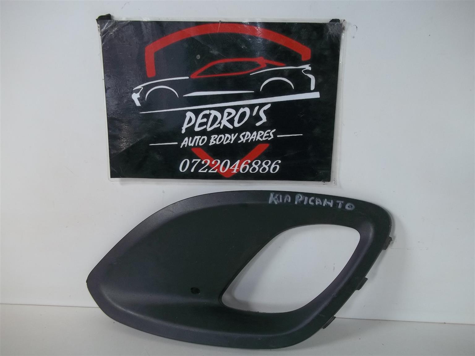 Kia Picanto '11-'16 fog light cover - Private Seller Kia Picanto '11-'16 fog light cover - Private Seller