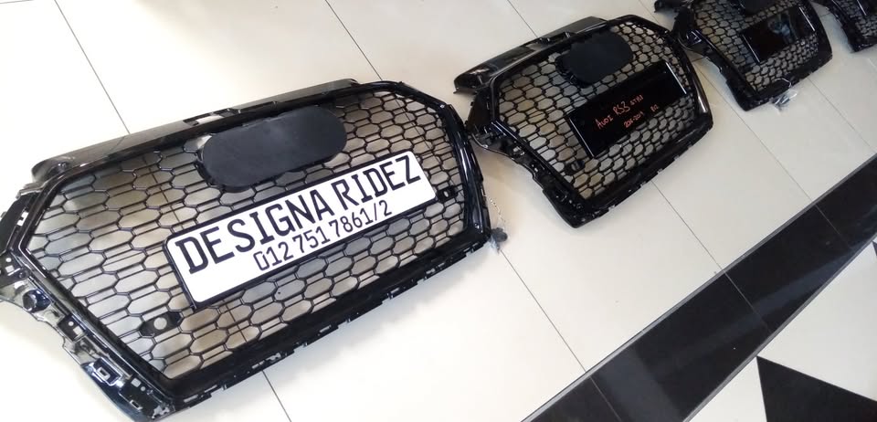 AUDI RS 3 STYLE GRILL FITS A3/S3 & RS3 - Private Seller AUDI RS 3 STYLE GRILL FITS A3/S3 & RS3 - Private Seller