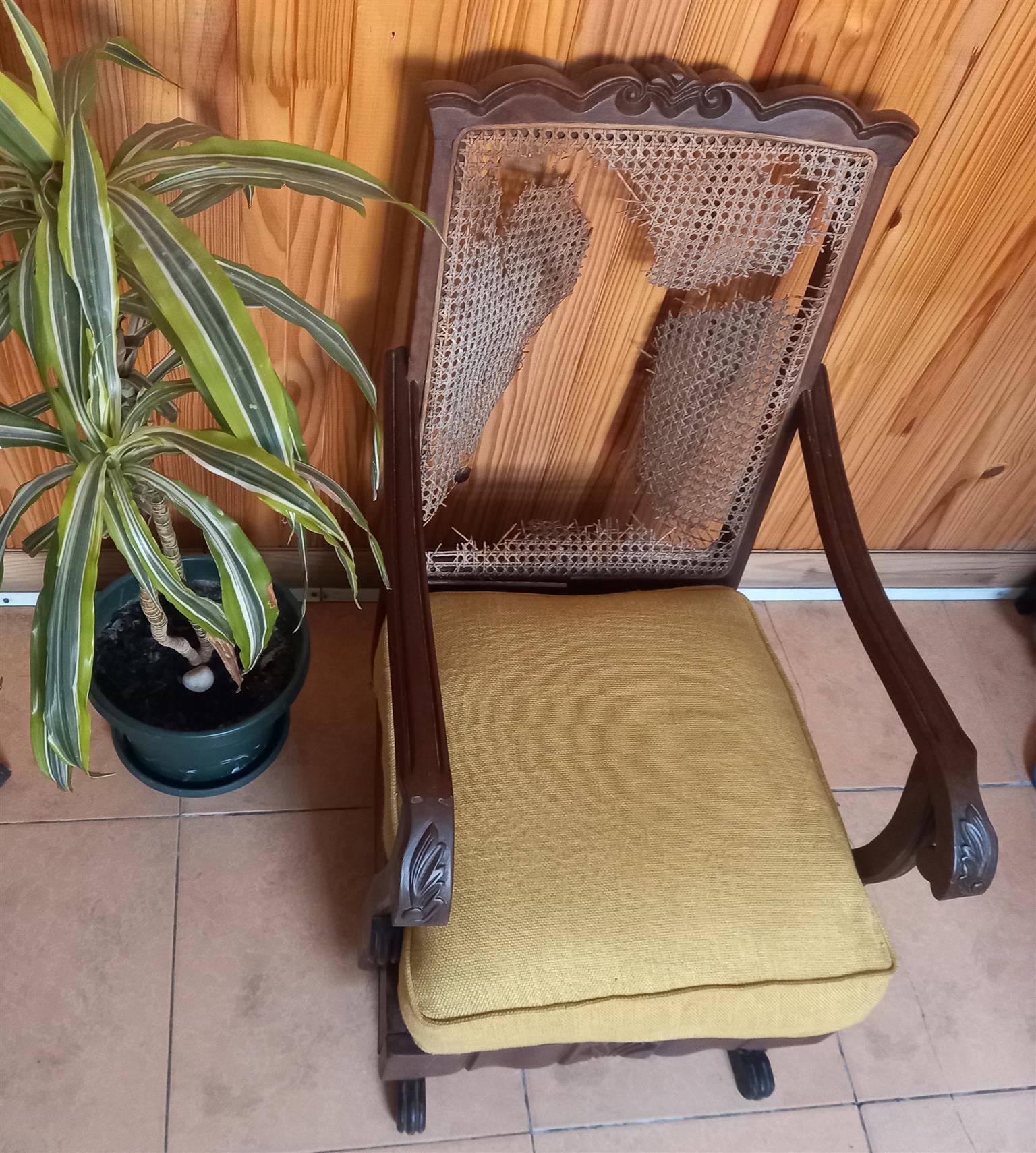 Vintage rocking chair