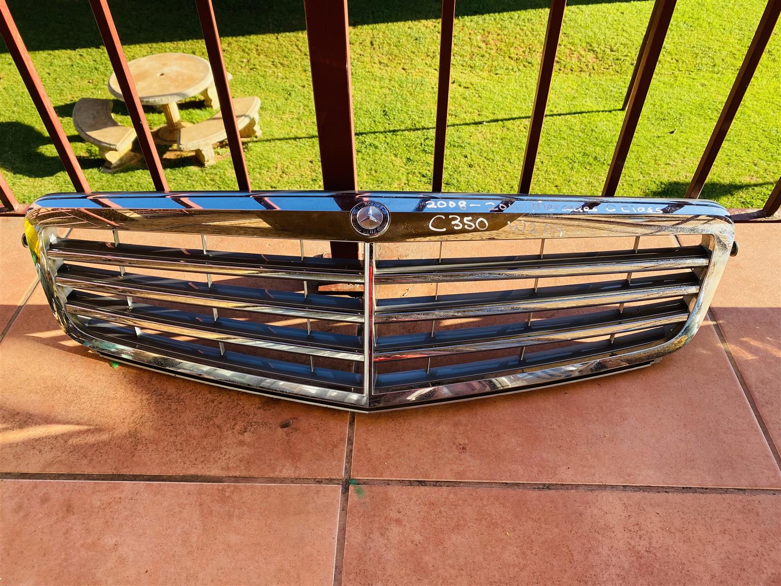 2008-2011 Mercedes Benz c class w204 front grill in good condition - Private Seller 2008-2011 Mercedes Benz c class w204 front grill in good condition - Private Seller