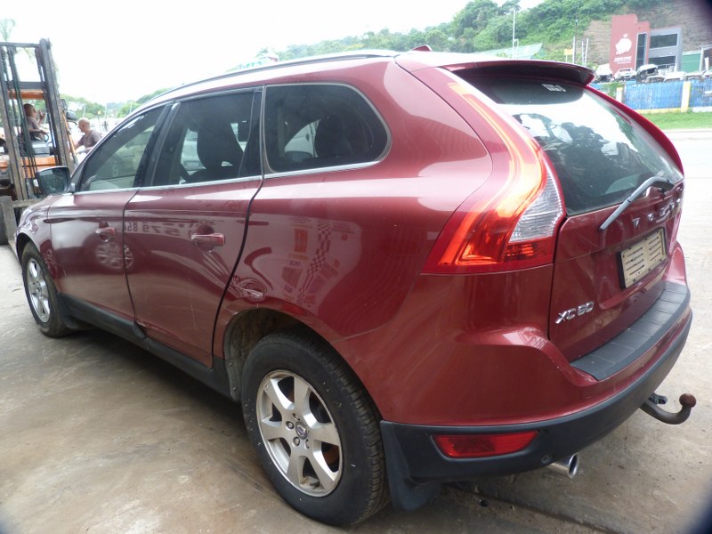 Volvo XC60 T5 Excel Powershift AT Red - 2011 STRIPPING FOR SPARES - Private Seller Volvo XC60 T5 Excel Powershift AT Red - 2011 STRIPPING FOR SPARES - Private Seller