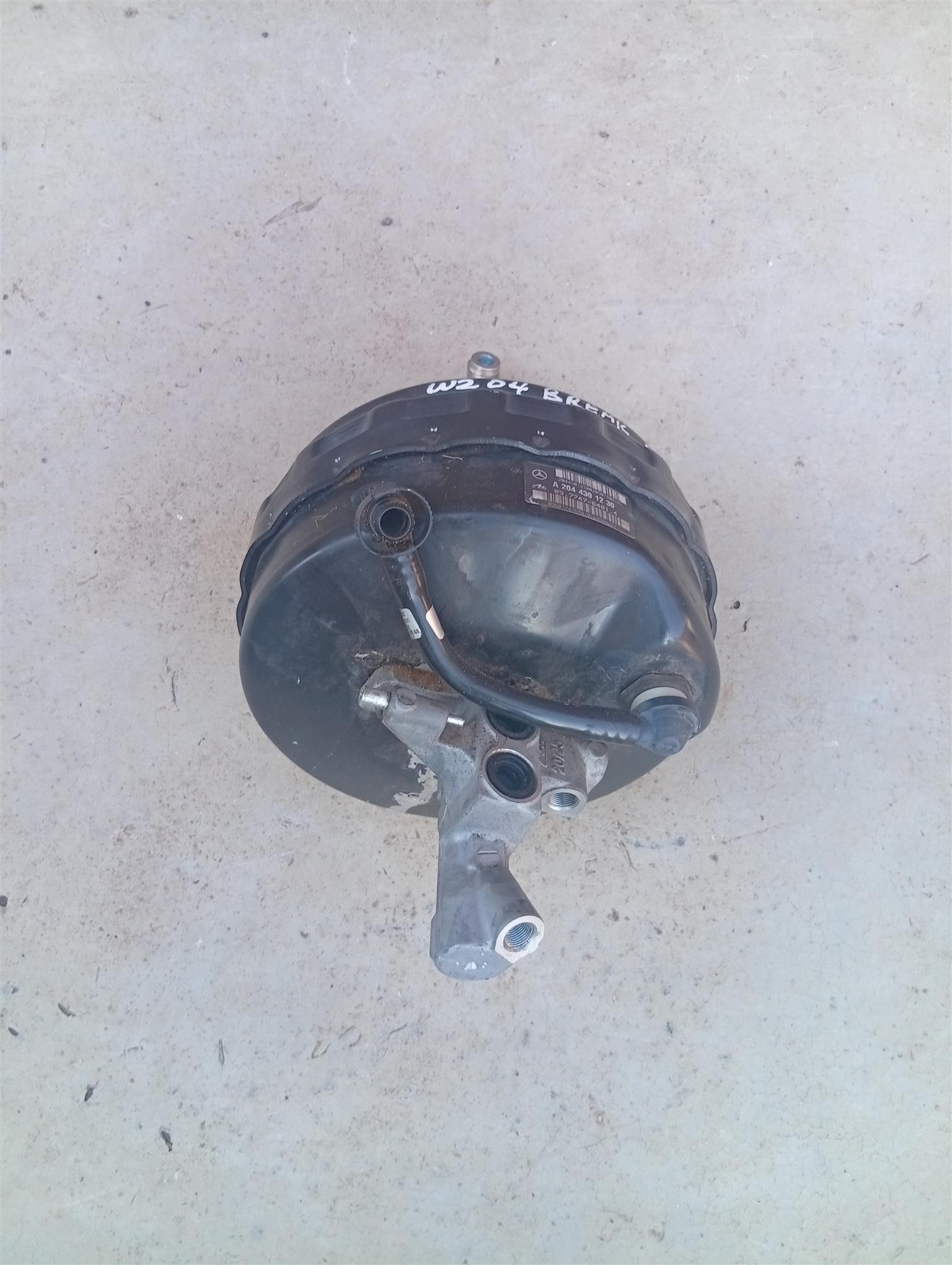 Mercedes Benz w204 break booster - Private Seller Mercedes Benz w204 break booster - Private Seller