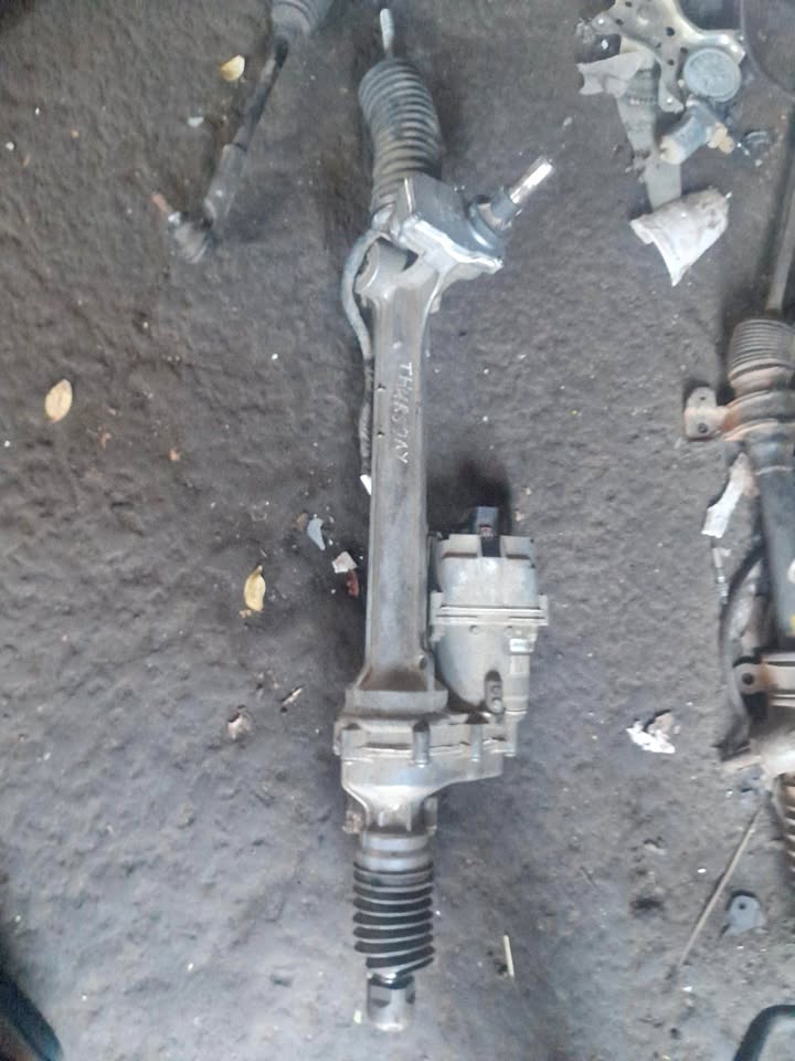 FORD RANGER T7 STEERING AVAILABLE - Private Seller FORD RANGER T7 STEERING AVAILABLE - Private Seller