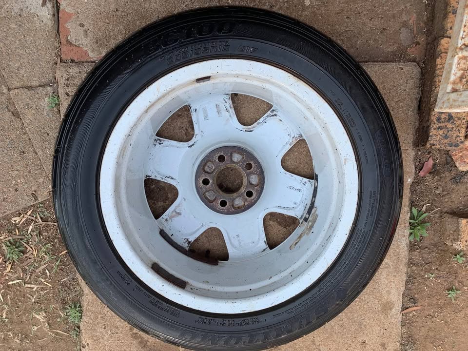 1x 16" rim for Polo Including tyre - Private Seller 1x 16" rim for Polo Including tyre - Private Seller