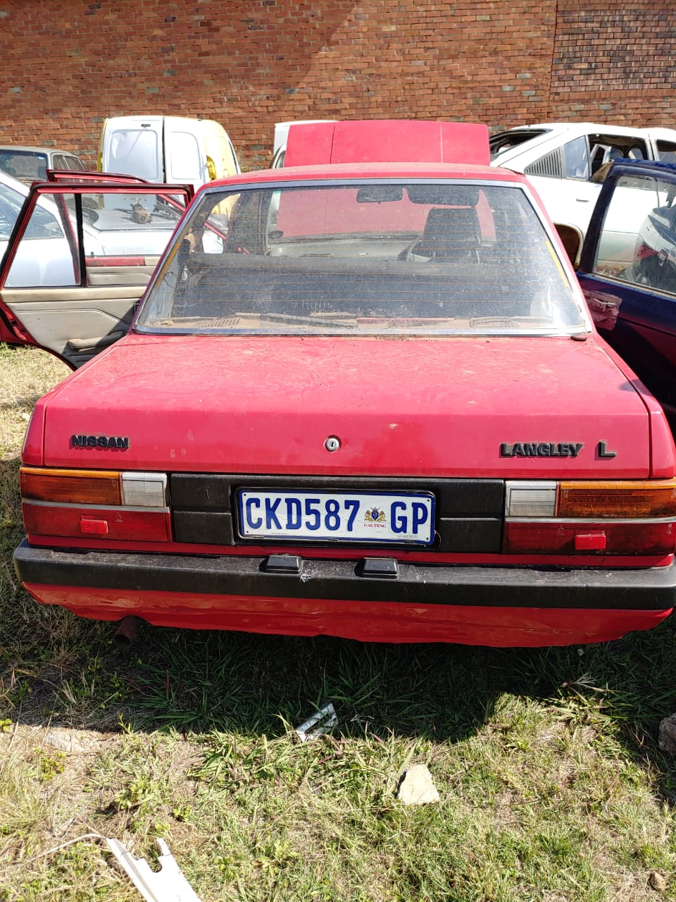 NISSAN LANLEY BODY PARTS FOR SALE. CONTACT US