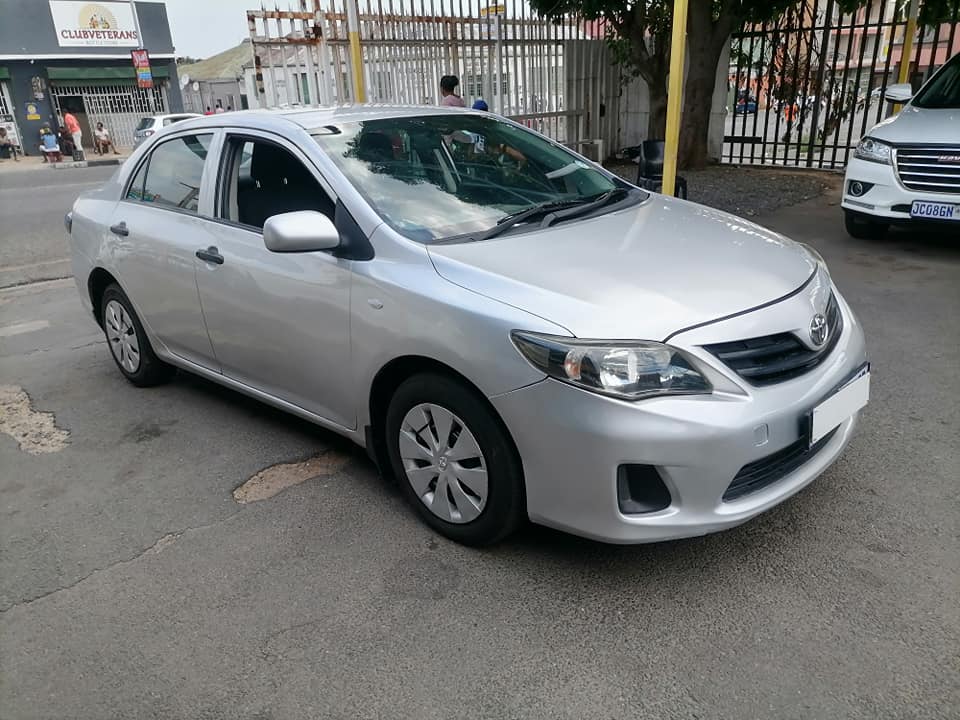 2015 Toyota Corolla 1.6 Quest Automatic