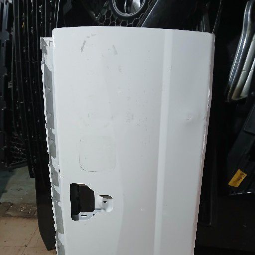 Nissan np200 tailgate - Private Seller