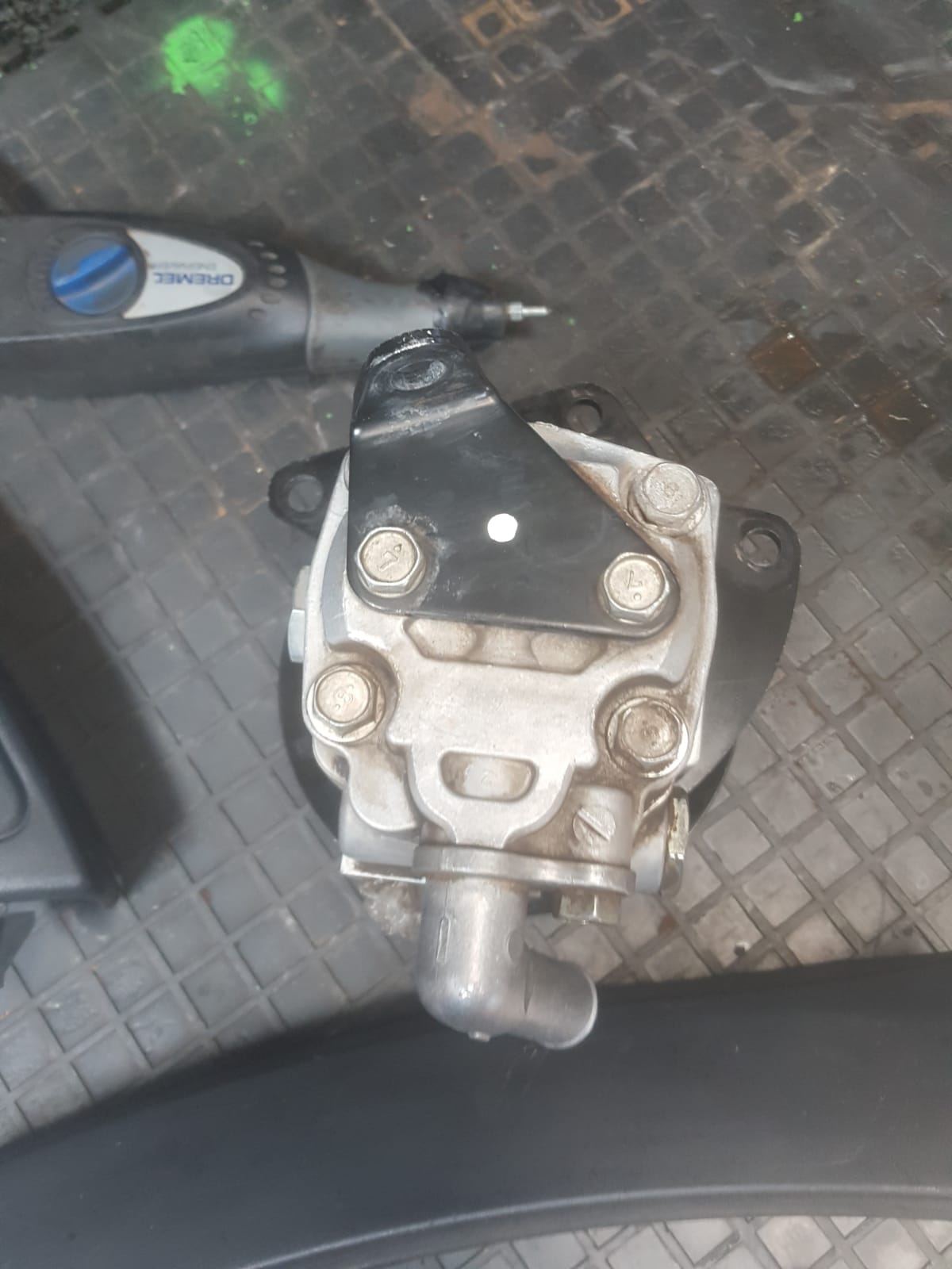 2009 Range Rover Sport 2.7l V6 Power Steering Pump for sale 2009 Range Rover Sport 2.7l V6 Power Steering Pump for sale