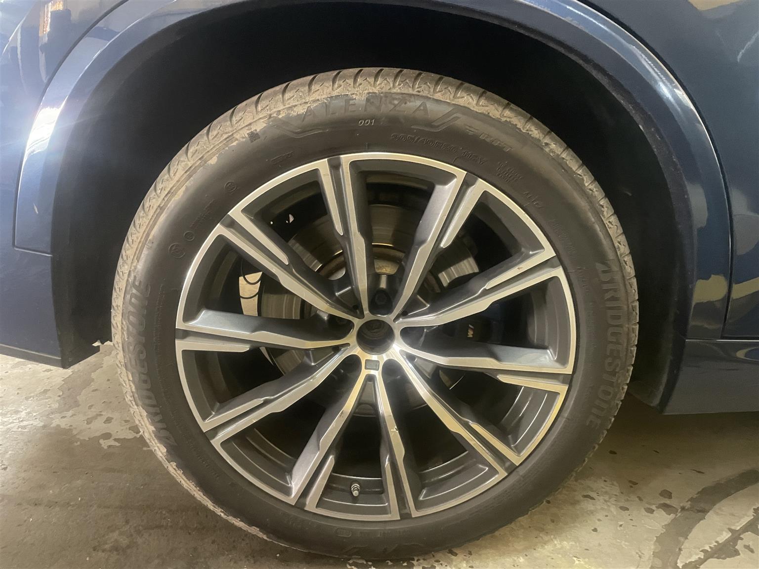 BMW X7 Rims n Tyres - Private Seller BMW X7 Rims n Tyres - Private Seller