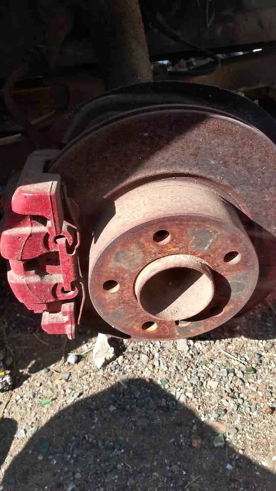 BMW 320i E90 RF brake disc - Private Seller BMW 320i E90 RF brake disc - Private Seller
