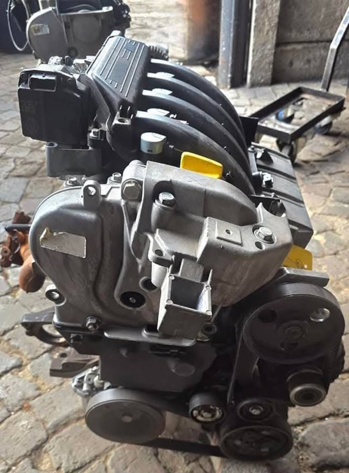 Renault Clio 2 Engine Call or Whatsapp