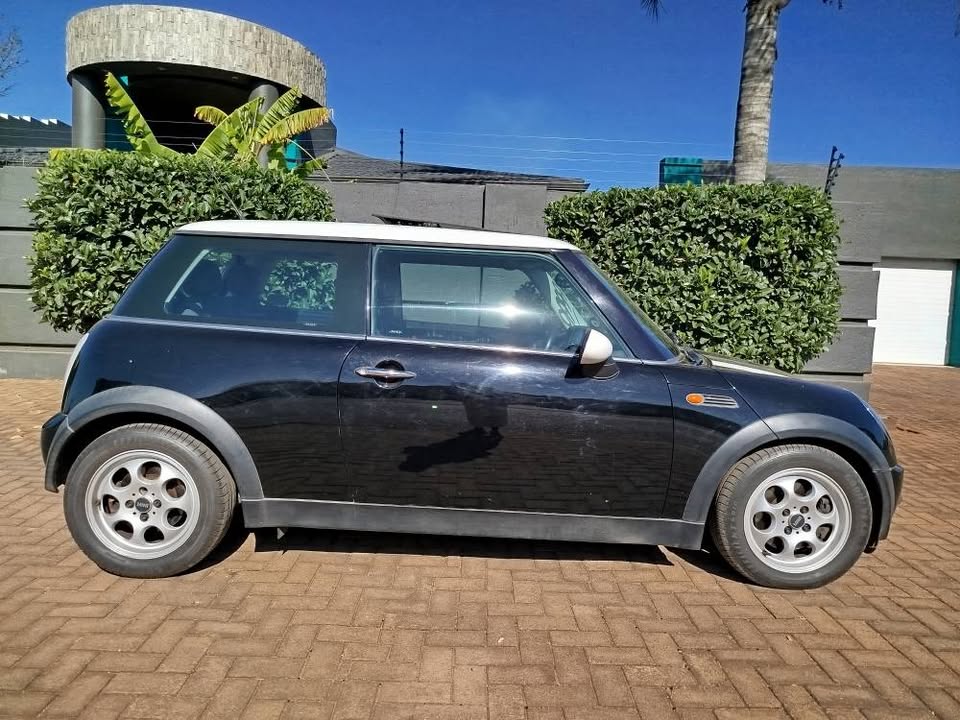 2005 Mini cooper 1.6 manual Full panoramic sunroof