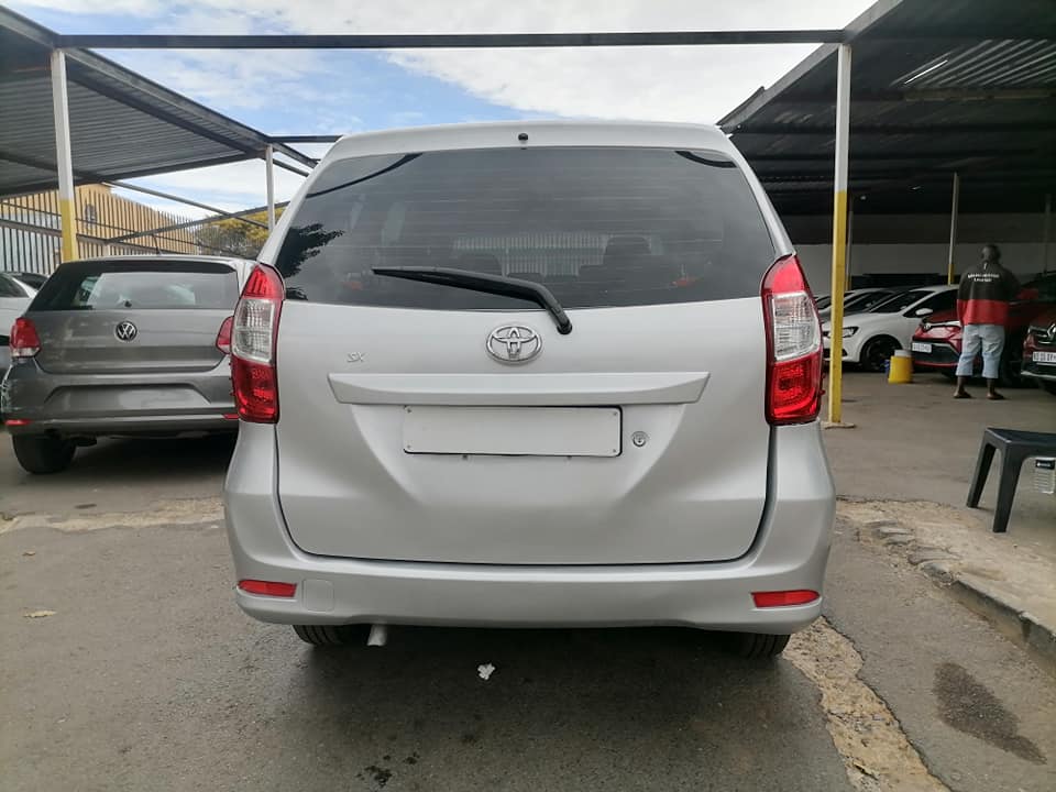 2017 Toyota Avanza 1.5sx seven seater