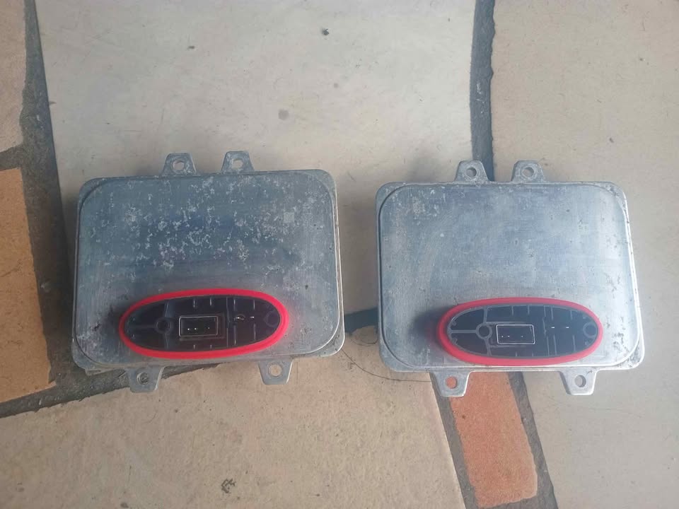 BMW 06-10 E60 M5 Ballast Xenon Light OEM - Private Seller BMW 06-10 E60 M5 Ballast Xenon Light OEM - Private Seller