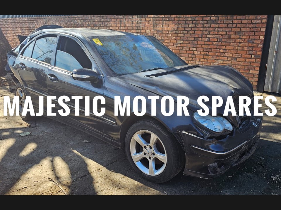 2004 Mercedes C class W203 second hand parts for sale used - Private Seller