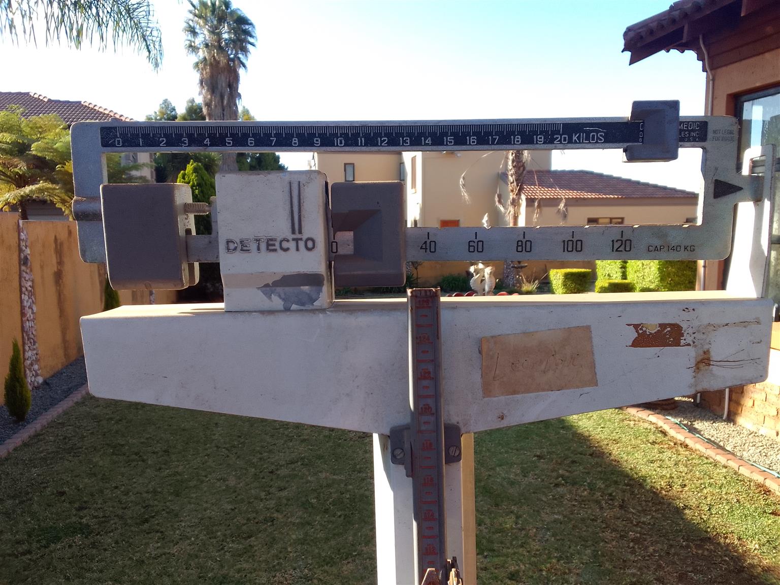 VINTAGE PHYSICIAN DETECTO MEDIC SCALE FOR SALE VINTAGE PHYSICIAN DETECTO MEDIC SCALE FOR SALE