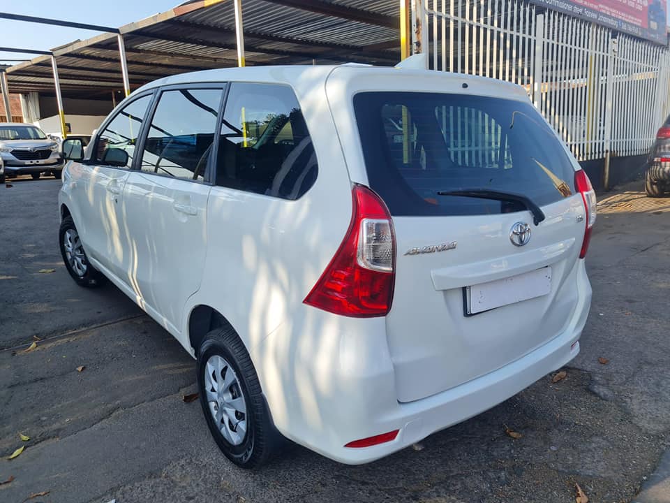 2021 Toyota Avanza 1.5sx seven seater