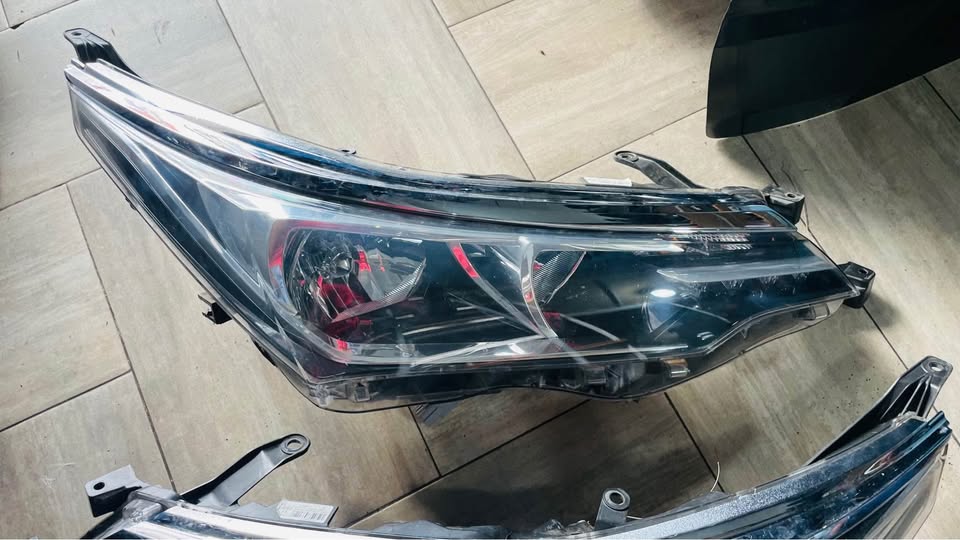 Toyota Corolla Prestige headlights 2017/20 - Private Seller Toyota Corolla Prestige headlights 2017/20 - Private Seller