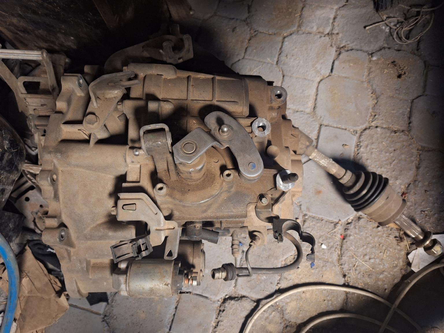 Smart forfour gearbox for sale in good condition.