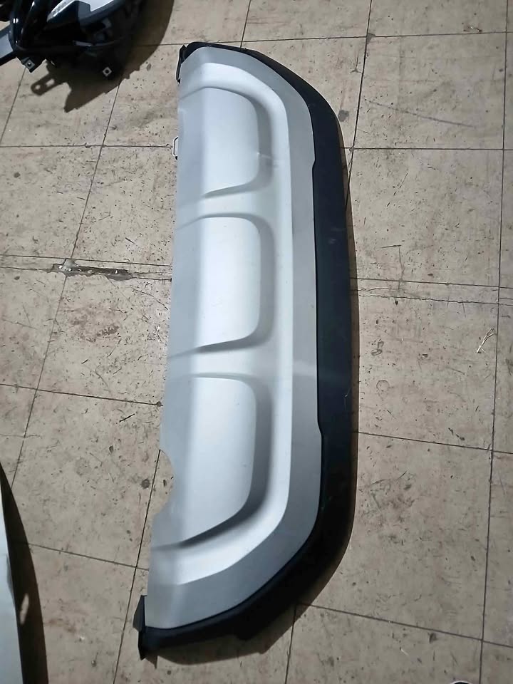 Suzuki fronx back bumper spoiler - Private Seller Suzuki fronx back bumper spoiler - Private Seller