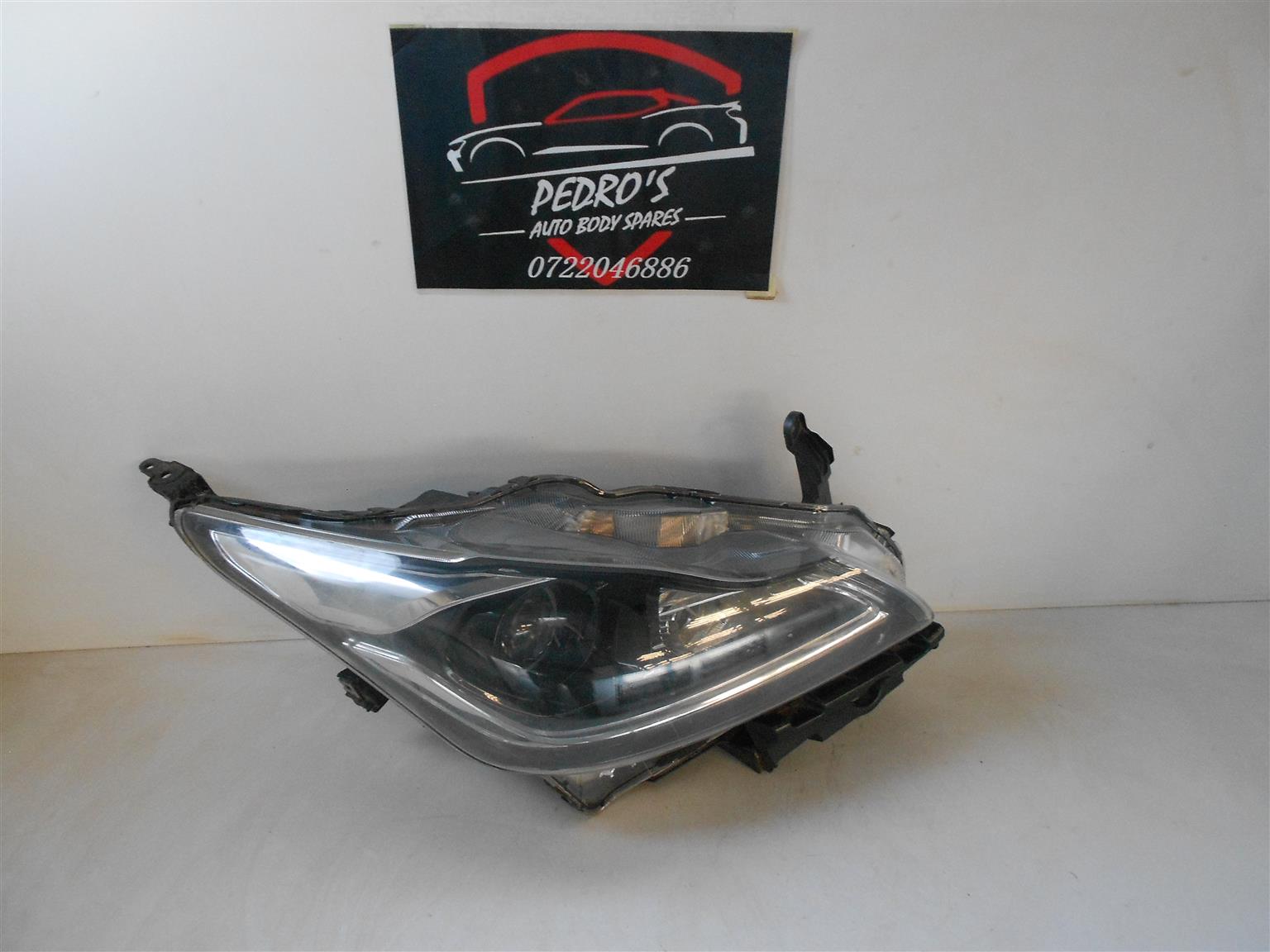 Suzuki Boleno Preface Right Headlight