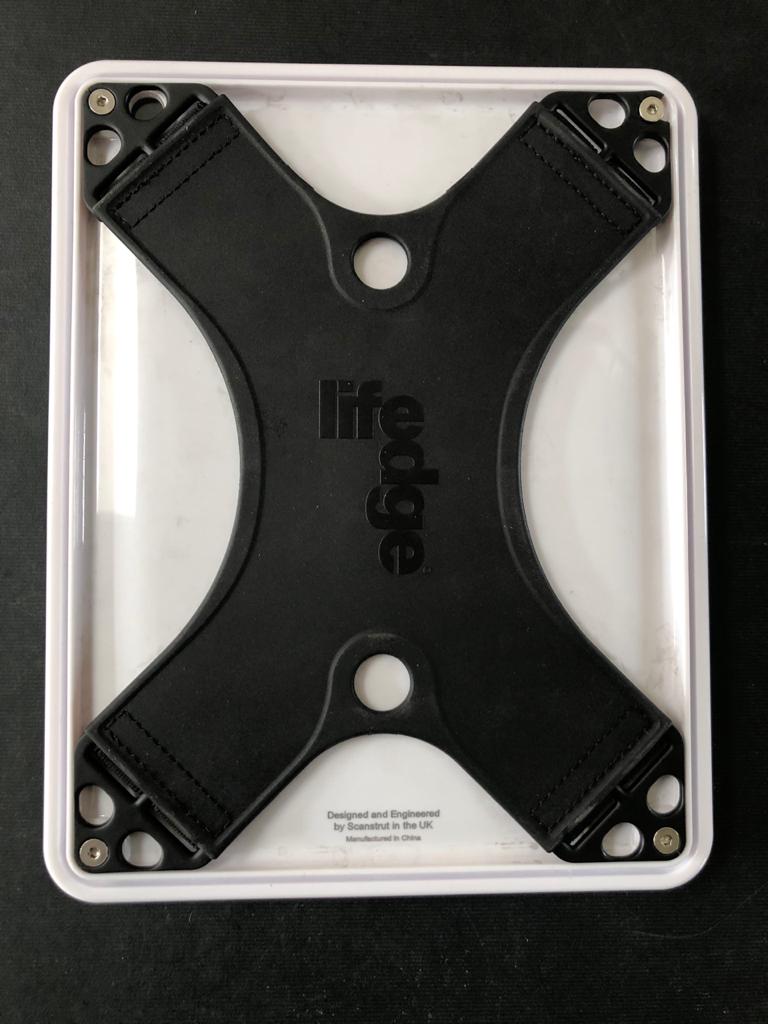 Lifedge Waterproof and shock proof Case for Ipad 2 - as new