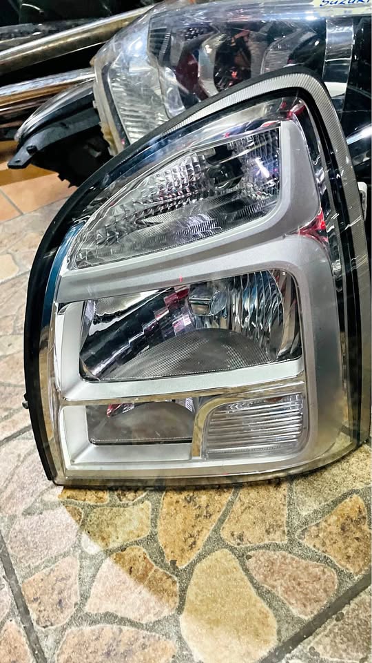 Hyundai H100 headlight - Private Seller Hyundai H100 headlight - Private Seller