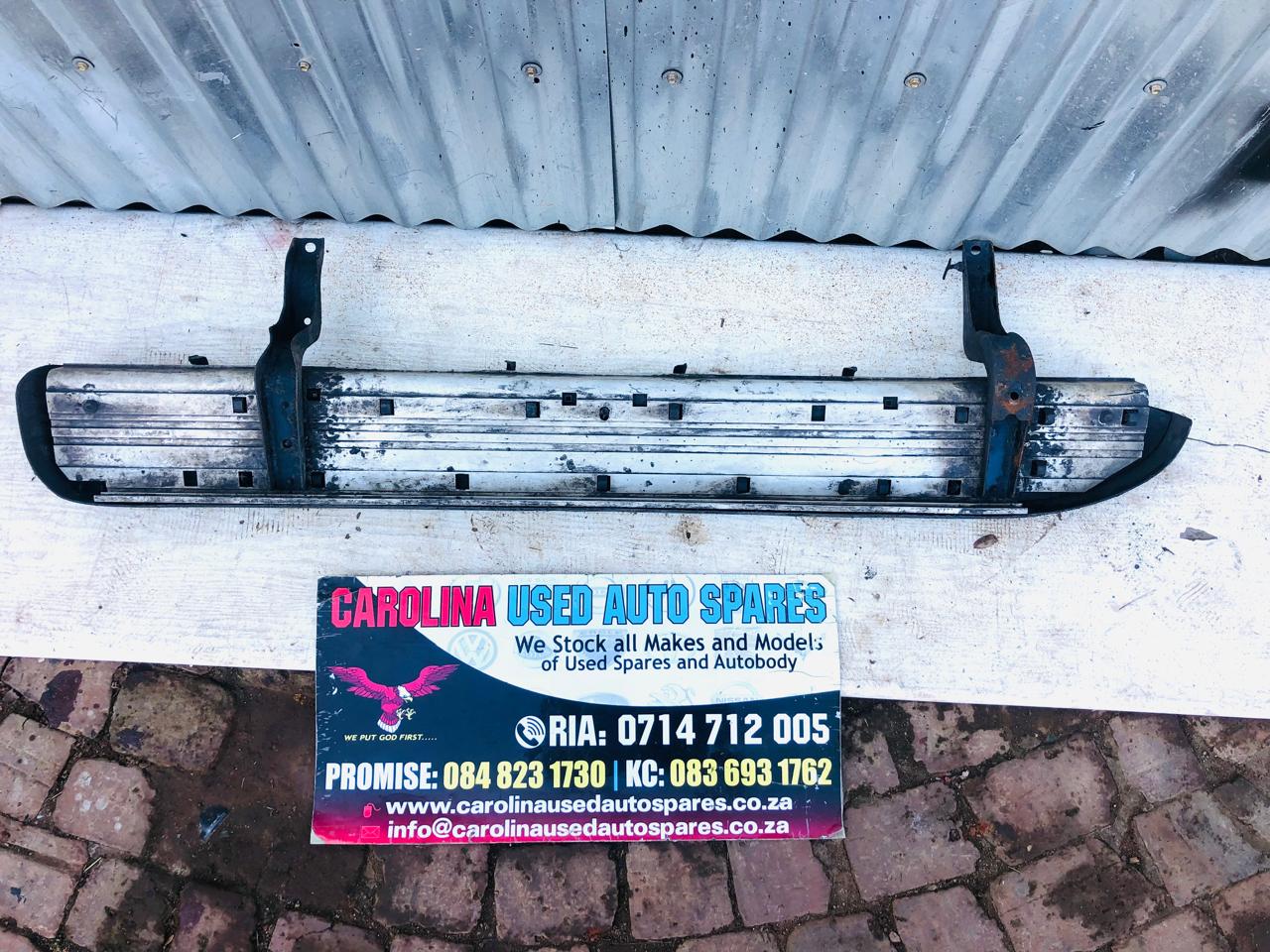 Toyota Hilux Gd6 left side single cab side step (Replacement) - Private Seller