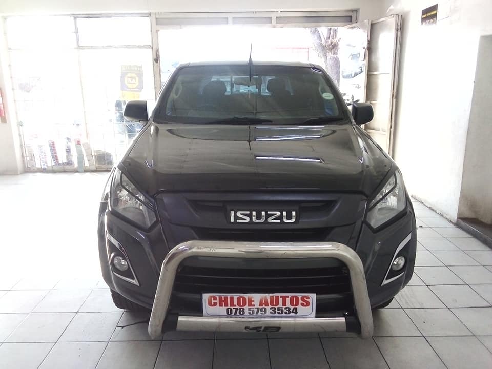 2018 ISUZU KB250 DTEQ  4x2 DOUBLE CAB  Greyy, MANUAL, DIESEL  CANOPY,  99000km