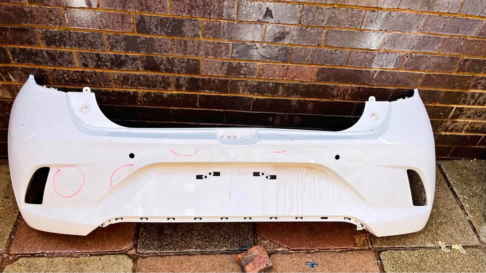 Hyundai i10 Grand back bumper 2022 - Private Seller Hyundai i10 Grand back bumper 2022 - Private Seller