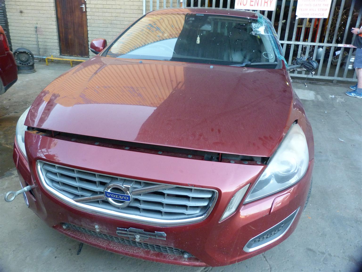 STRIPPING VOLVO S60 T3 MANUAL 2012 FOR SPARES - Private Seller STRIPPING VOLVO S60 T3 MANUAL 2012 FOR SPARES - Private Seller