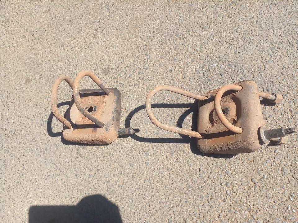 Mitsubishi colt diff bracket - Private Seller Mitsubishi colt diff bracket - Private Seller