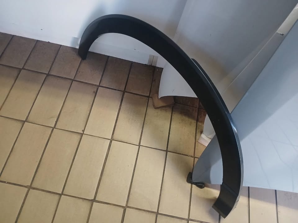 2019-2022 AUDI Q3 REAR RIGHT SIDE WHEEL ARCH