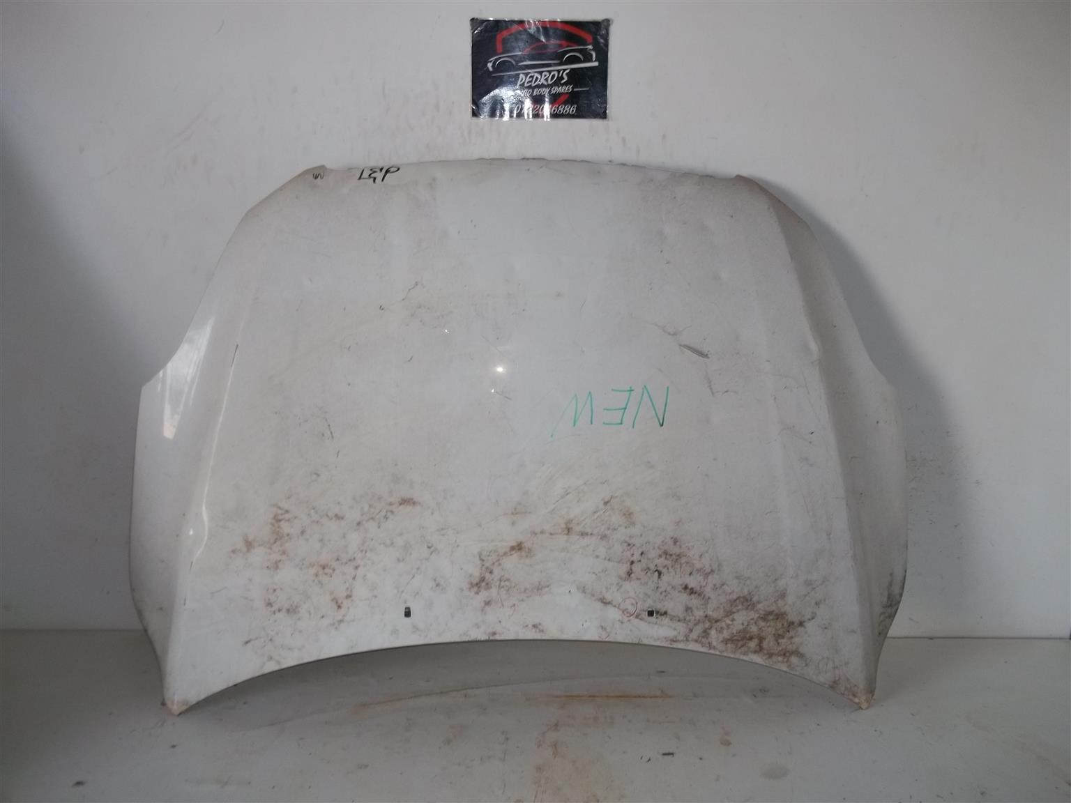 Volvo XC60 '09-'12 bonnet - Private Seller Volvo XC60 '09-'12 bonnet - Private Seller