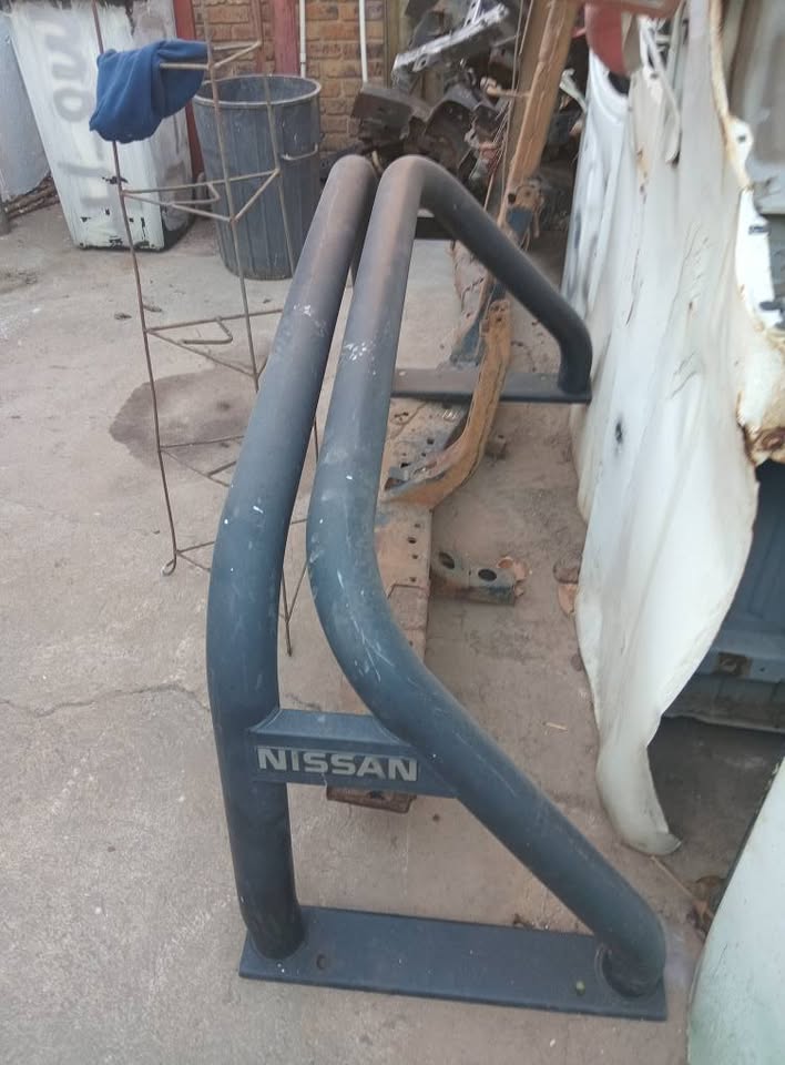 Nissan Np300 Double Cab Roll Bar For Sale - Private Seller
