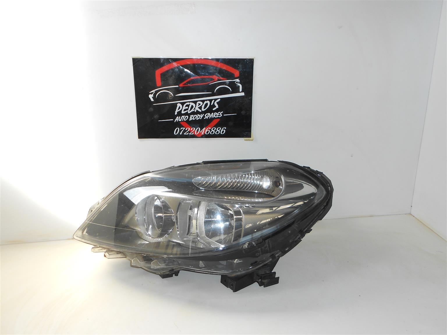 Mercedes Benz W246 B class Left Headlight