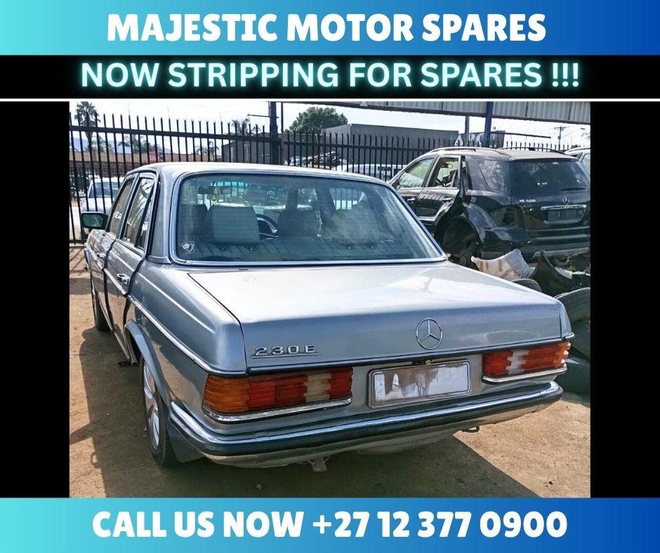1983 Mercedes-Benz 230E W123 manual petrol Now Stripping for Spares!