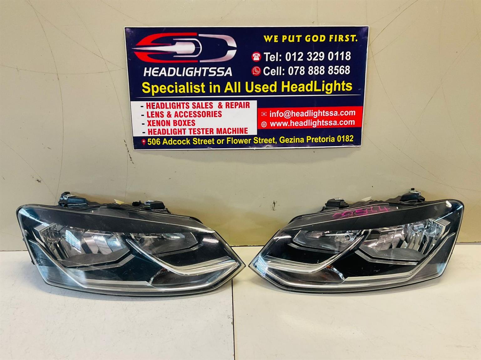 VW Polo 6/7 TSI left side chrome standard headlight - Private Seller VW Polo 6/7 TSI left side chrome standard headlight - Private Seller