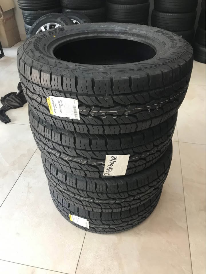 Dunlop grandtrek 265/60 R18 brand new set - Private Seller