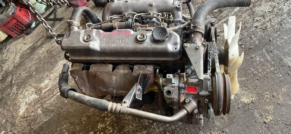 Mitsubishi. 4D32. Complete engine. | Junk Mail Marketplace