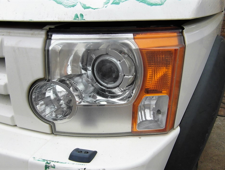 Land Rover Discovery 3 Headlights for sale | AUTO EZI - Private Seller Land Rover Discovery 3 Headlights for sale | AUTO EZI - Private Seller