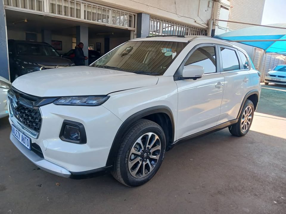 2024 SUZUKI GRAND VITARA 1.4 GLS Transmission: Automatic  Mileage: 15000km Fueltype: Petrol  White
